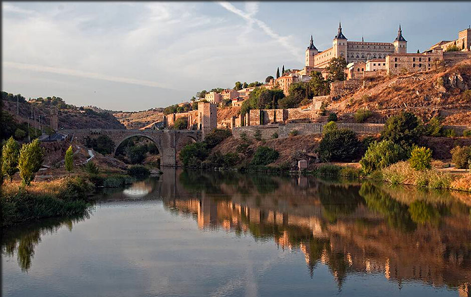 TOLEDE, la riviere et le pont, la vuleta 2019